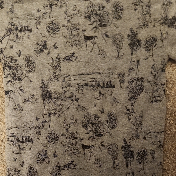 Gray and Black Fitted Short Sleeve T-Shirt - Picture 4 of 4